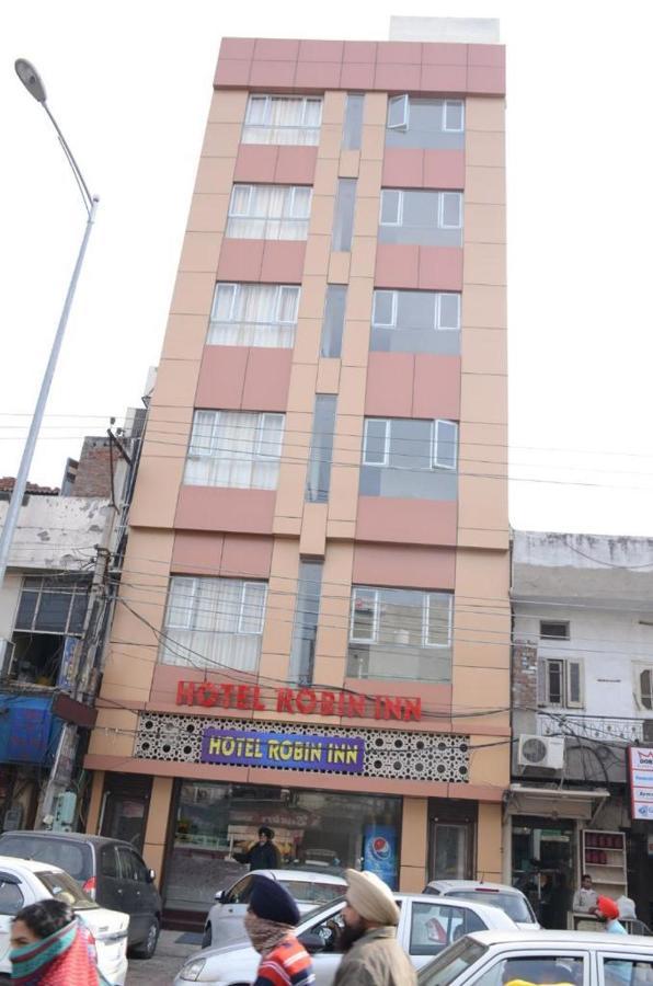 Hotel Robin Inn Amritsar Exteriör bild