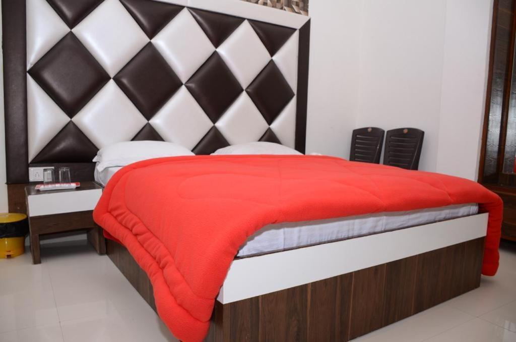 Hotel Robin Inn Amritsar Exteriör bild