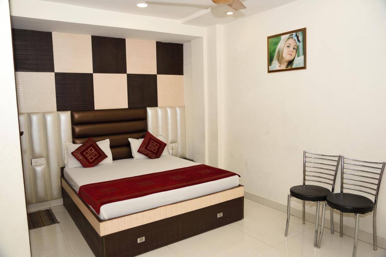 Hotel Robin Inn Amritsar Exteriör bild